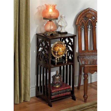 Design Toscano St. Thomas Aquinas Gothic Side Table BN3835